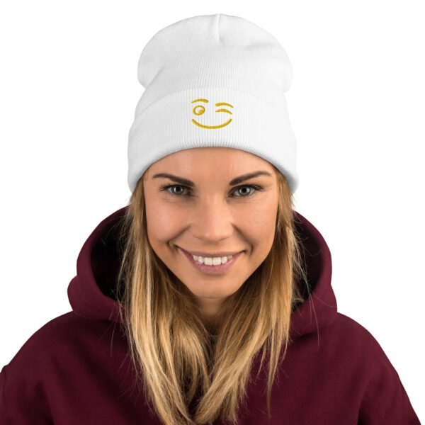 Gorro bordado unisex